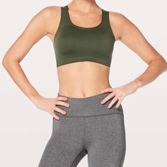 LIKE NEW Lululemon Enlite Bra - Pesto - Picture 3 of 9